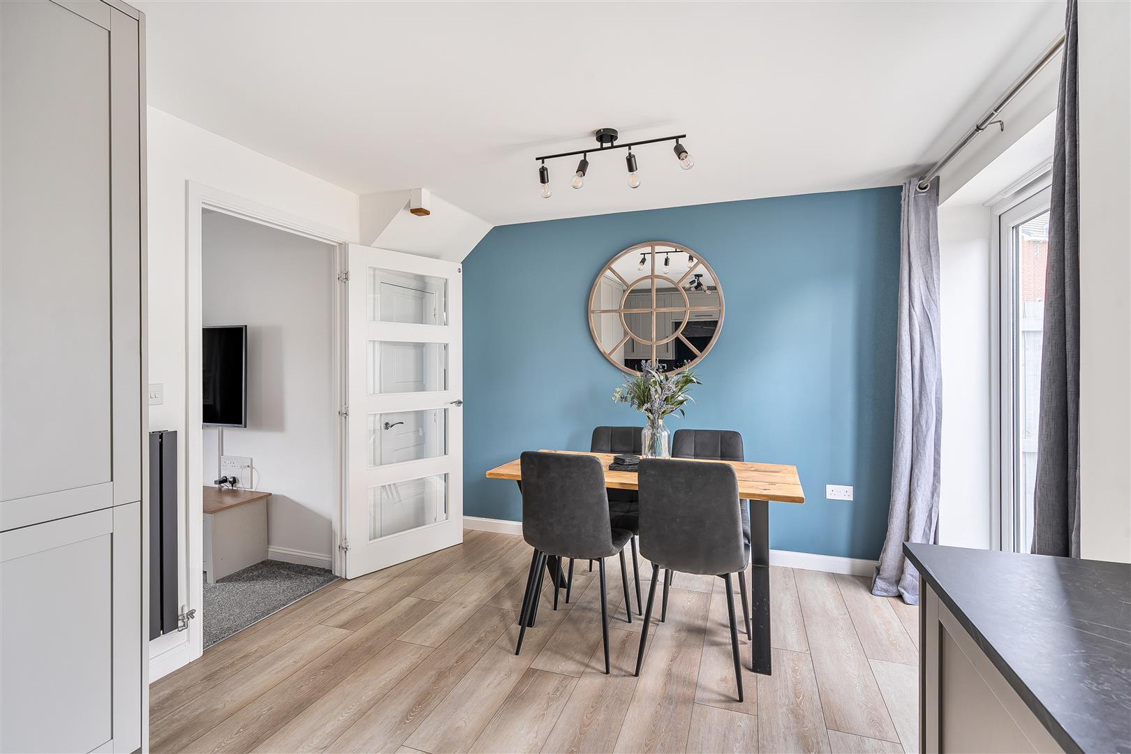 Heol Pentre Bach, Gorseinon, Swansea, SA4 4AU